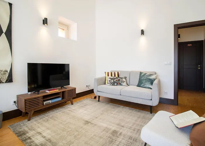 Moeda\'82 - Downtown Apartment With Terrace