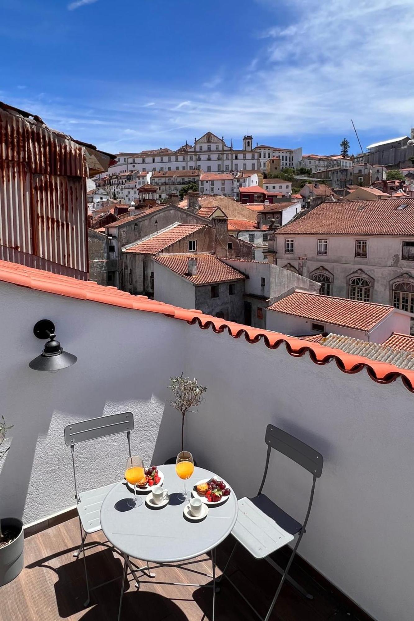 Moeda'82 - Downtown With Terrace Coimbra